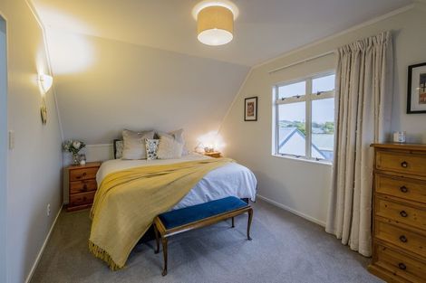 Photo of property in 10 Guildford Street, Levin, 5510