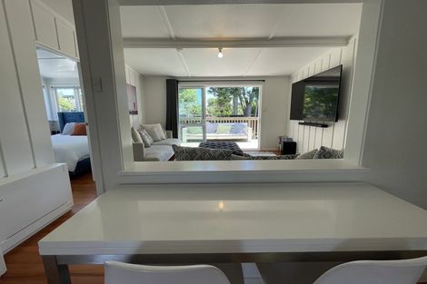 Photo of property in 61 Kauri Road, Stanmore Bay, Whangaparaoa, 0932