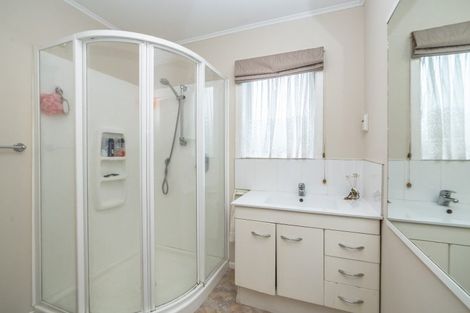 Photo of property in 14 Humphries Street, Greytown, 5712