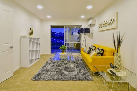 Photo of property in 106 Fairview Avenue, Fairview Heights, Auckland, 0632