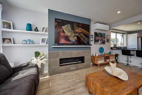Photo of property in 7 Mcrae Gardens, Kaikoura Flat, Kaikoura, 7371