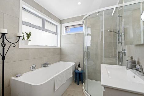 Photo of property in 2/57 Hautana Street, Woburn, Lower Hutt, 5010