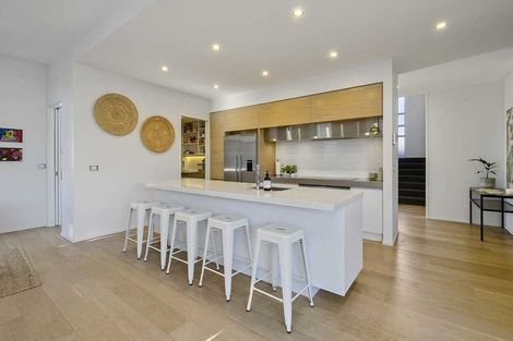 Photo of property in 24b Mansfield Avenue, St Albans, Christchurch, 8014