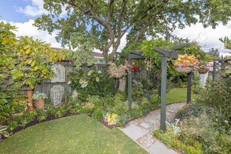 Photo of property in 46 Westgrove Avenue, Avonhead, Christchurch, 8042