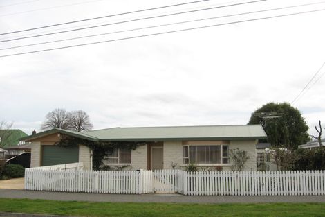 Photo of property in 6 Hogg Crescent, Masterton, 5810