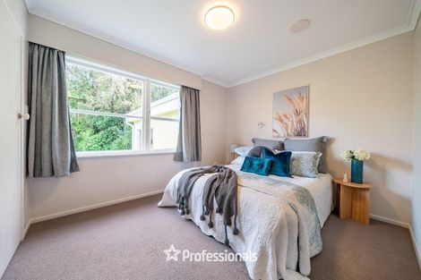 Photo of property in 108 Normandale Road, Normandale, Lower Hutt, 5010