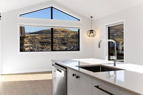 Photo of property in 93 Hedley Road, Levels, Timaru, 7973