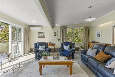 Photo of property in 16 Tamar Street, Island Bay, Wellington, 6023