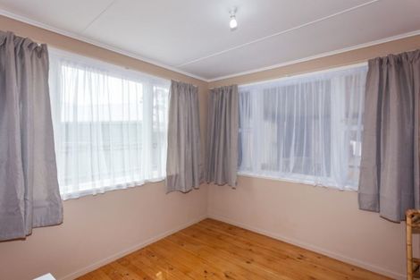 Photo of property in 136 Kiwi Road, Whangamata, 3620