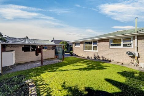 Photo of property in 77 Cutts Road, Russley, Christchurch, 8042