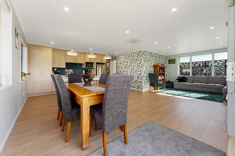 Photo of property in 9 Manuka Place, Hawera, 4610