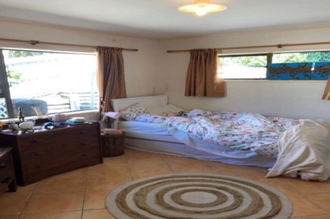 Photo of property in 1/147 Ocean View Road, Hillcrest, Auckland, 0627