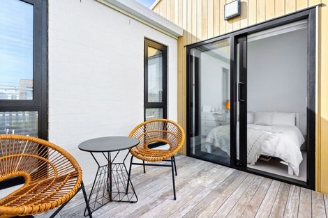 Photo of property in 15 Isitt Road, Hobsonville, Auckland, 0616