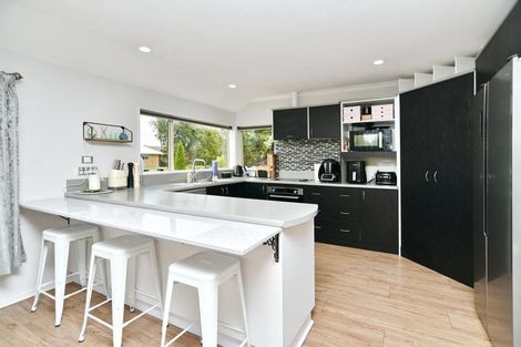 Photo of property in 43 Kensington Avenue, Rangiora, 7400