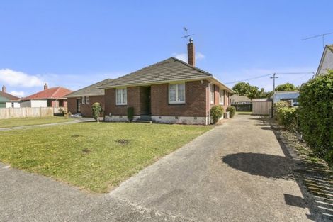 Photo of property in 35 Hewer Crescent, Naenae, Lower Hutt, 5011