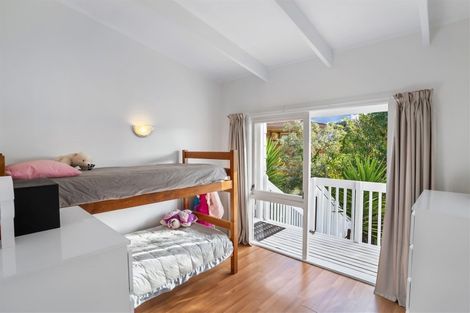 Photo of property in 99 Oaktree Avenue, Browns Bay, Auckland, 0630