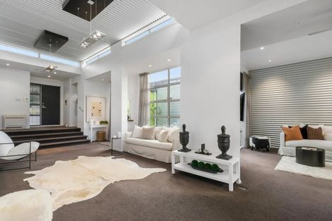 Photo of property in 1/5 Whareora Terrace, Cashmere, Christchurch, 8022
