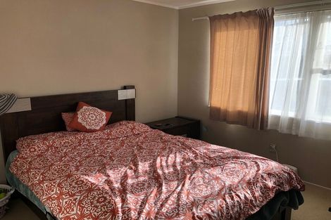 Photo of property in 2/86 Carruth Road, Papatoetoe, Auckland, 2025