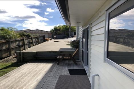 Photo of property in 41 Nimstedt Avenue, Oteha, Auckland, 0632