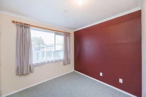 Photo of property in 11 Cascade Crescent, Westbrook, Palmerston North, 4412