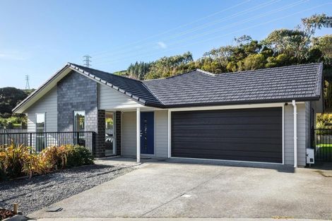 Photo of property in 24 Banks Boulevard, Whitby, Porirua, 5024