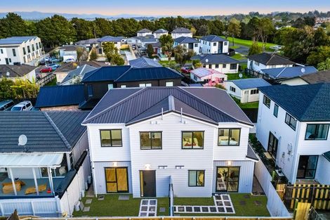 Photo of property in 7a Gambare Place, Wattle Downs, Auckland, 2103