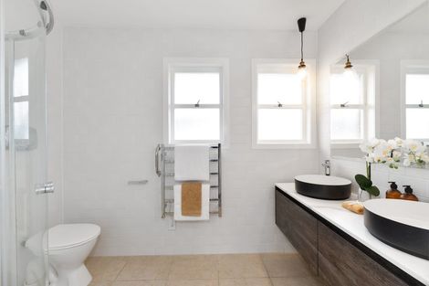 Photo of property in 3/47 East Coast Road, Milford, Auckland, 0620