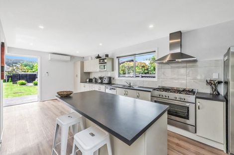 Photo of property in 17 Pahau Place, Cracroft, Christchurch, 8025