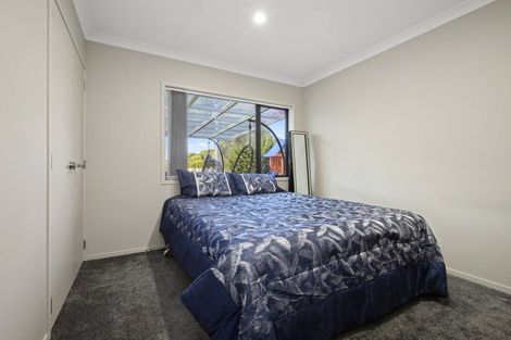 Photo of property in 13 Lieshout Way, Pukekohe, 2120