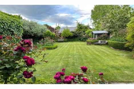Photo of property in 182 Fendalton Road, Fendalton, Christchurch, 8052