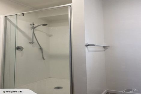 Photo of property in 72a Borich Road, Sunnyvale, Auckland, 0612