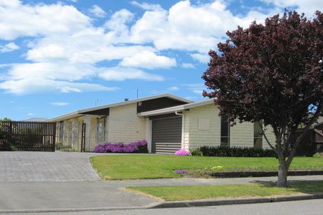 Photo of property in 14 Regent Avenue, Rangiora, 7400