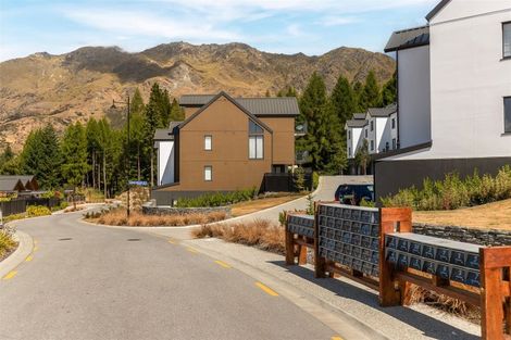 Photo of property in 16/18u George Bullen Lane, Arthurs Point, Queenstown, 9371