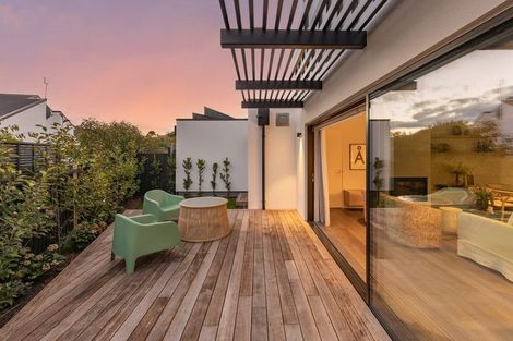 Photo of property in 1/2a Church Lane, Merivale, Christchurch, 8014