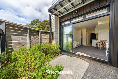 Photo of property in 1 Glen Evans Crescent, Fairfield, Lower Hutt, 5011