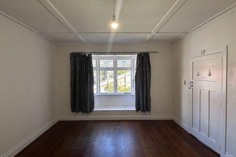 Photo of property in 19 Hadfield Terrace, Kelburn, Wellington, 6012