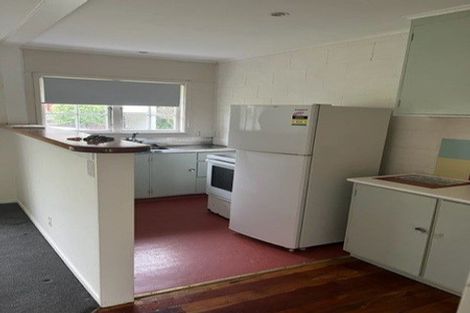 Photo of property in 1a Thurleigh Grove, Karori, Wellington, 6012