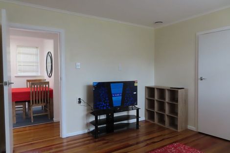Photo of property in 60 Beazley Avenue, Paparangi, Wellington, 6037