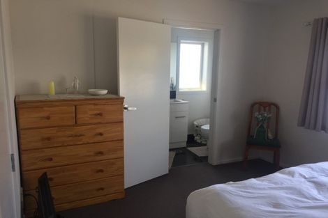 Photo of property in 1u5 June Place, Hamilton East, Hamilton, 3216