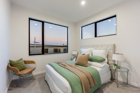 Photo of property in 16 Te Oneroa Way, Long Bay, Auckland, 0630