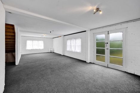 Photo of property in 237 Omata Road, Spotswood, New Plymouth, 4310