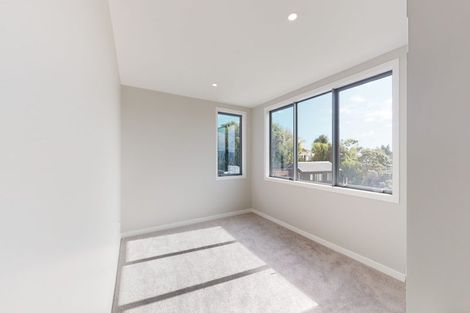 Photo of property in 6 Skysail Lane, Whitby, Porirua, 5024