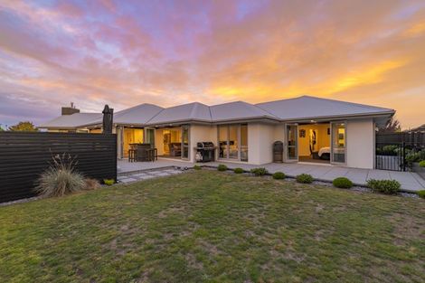 Photo of property in 5 Reka Street, Parklands, Christchurch, 8083