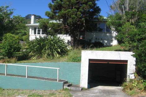 Photo of property in 18 Churchill Drive, Wilton, Wellington, 6035