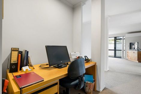 Photo of property in 5 Holcroft Place, Huntington, Hamilton, 3210