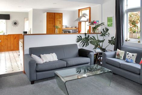 Photo of property in 43 Stewart Crescent, Hokowhitu, Palmerston North, 4410