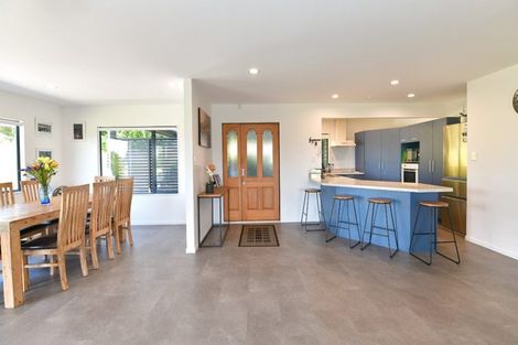 Photo of property in 166 Rimmer Road, Helensville, 0875