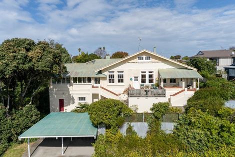 Photo of property in 11 Finnis Lane, Hospital Hill, Napier, 4110
