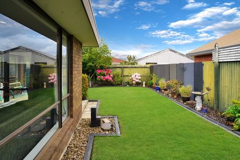 Photo of property in 32 Meadow Street, Papanui, Christchurch, 8052