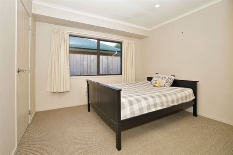 Photo of property in 33 Ravenscourt Place, Huntington, Hamilton, 3210